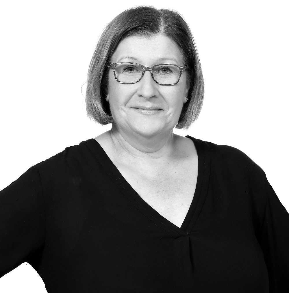 img_0129-quadrat-sw-klein Frau Friedrich